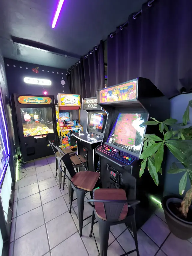 Moonage VRcade VR gaming